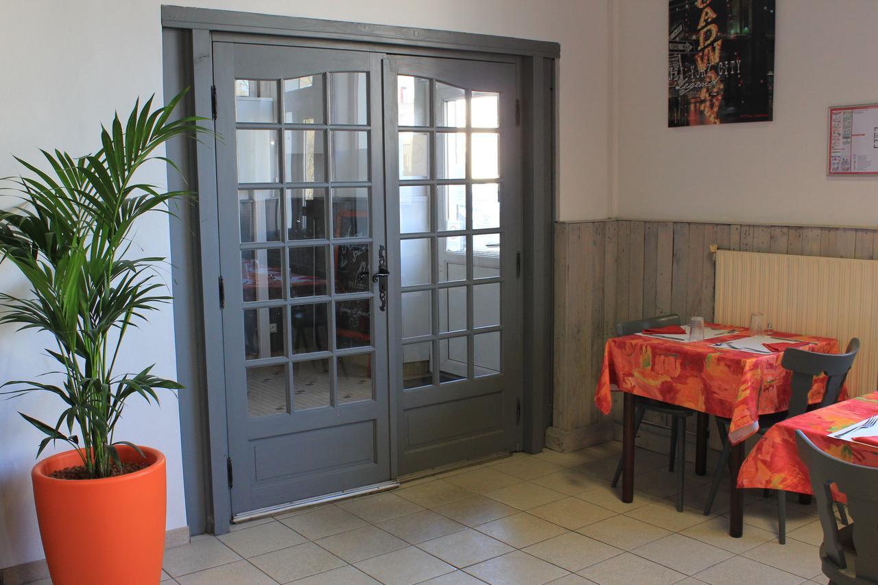 L Etoile D'Argent Hotell Varangéville Exteriör bild